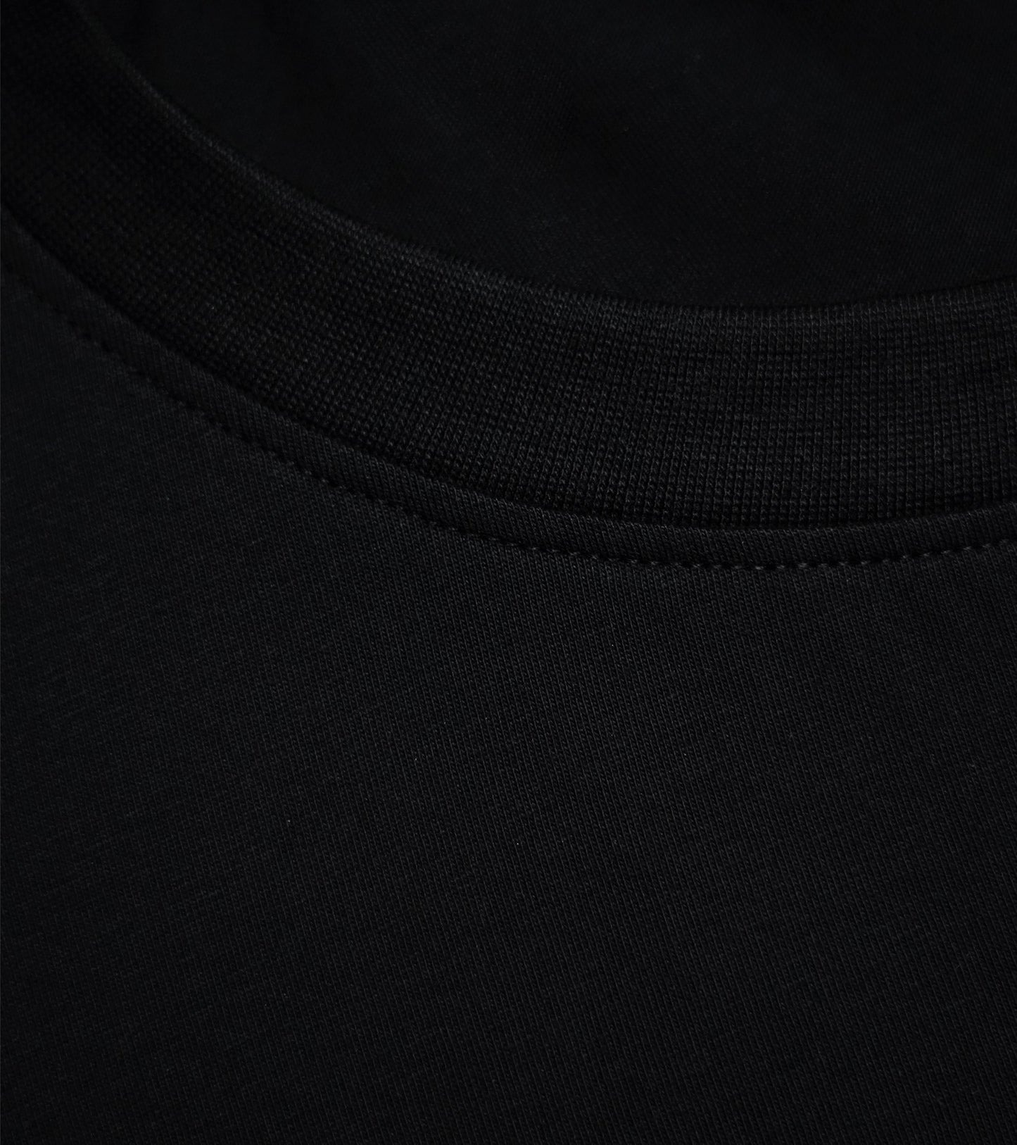 Tank Top Black (D-2)